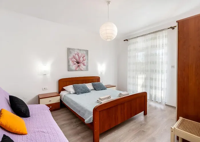 With Parking Space Nin, Zadar - 5797 شقة *