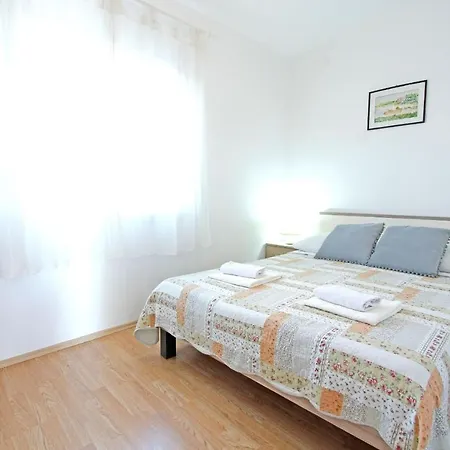 Apartment With A Parking Space Nin, Zadar - 5797 Nin