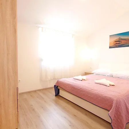 Apartment With A Parking Space Nin, Zadar - 5797