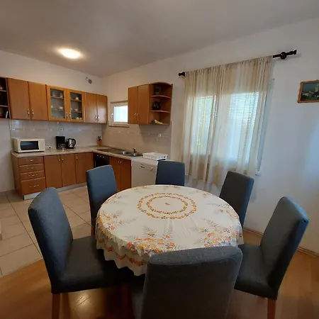 With Parking Space Nin, Zadar - 5797 Apartman *