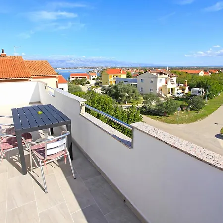شقة With A Parking Space Nin, Zadar - 5797 نين