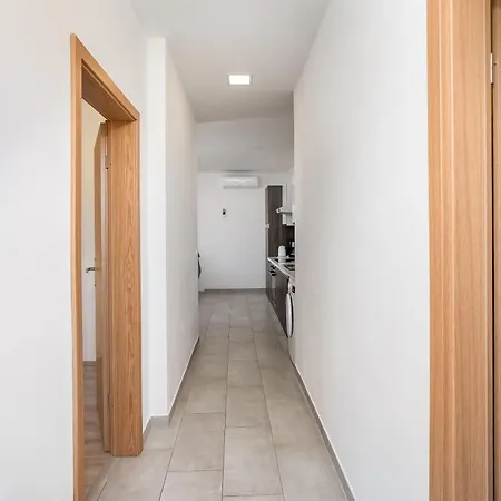 With Parking Space Nin, Zadar - 5797 Appartement
