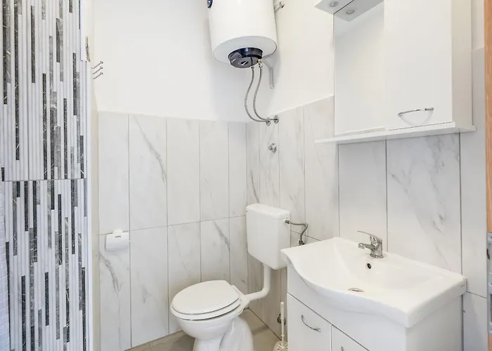 With Parking Space Nin, Zadar - 5797 Apartment *